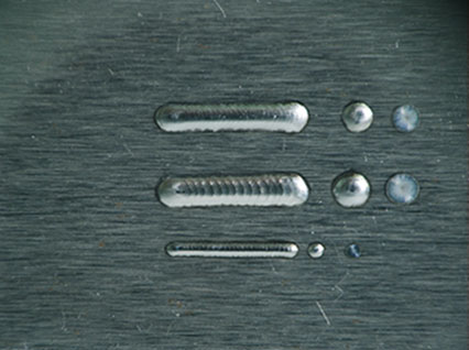 <a href='http://m.iqinshuo.cn/product/3.htm' class='text_a'>模具激光焊機(jī)</a>修復(fù)鏡面模具效果